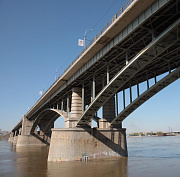 Октябрьский мост в Новосибирске хотят включить в культурное наследие