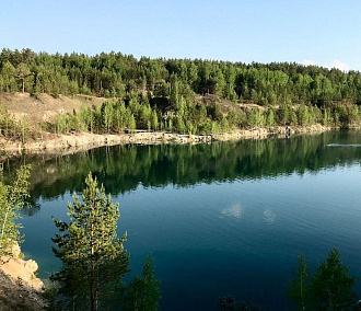 Скалы, озёра и водопады: топ мест для отдыха под Новосибирском